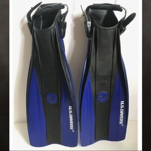 US Divers Aqua Lung Adjustable Size 4.5 - 8.5 or S-M Scuba Snorkeling Fins